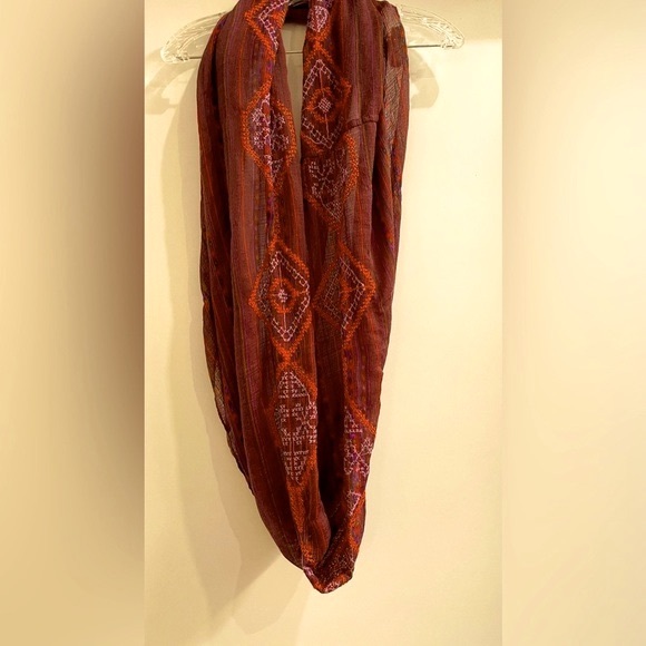 Deep and Rich Colorful Infinity Scarf - Picture 2 of 4